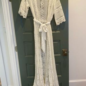 Le Rose (Australia) Bridal Lace Maxi Robe